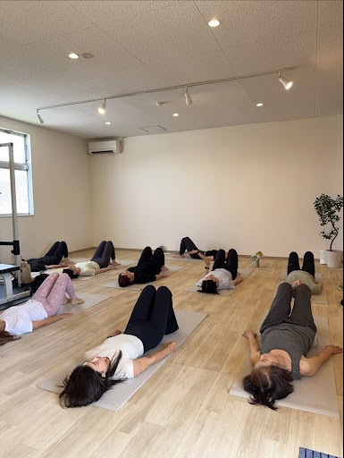 ヨガ・パーソナルトレーニングスタジオ こあねす+move