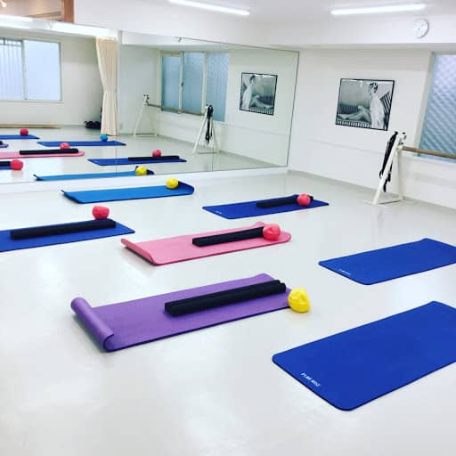 STUDIO JUJU(バレエ・ピラティス・トレーニング)