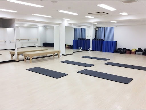 zen place ピラティス 新宿南口
