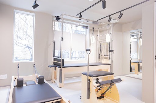 ピラティススタジオあるく関内・馬車道店