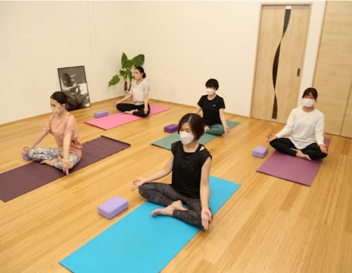 Studio MOON(ヨガ・ピラティス&痩身フェイシャルエステ)