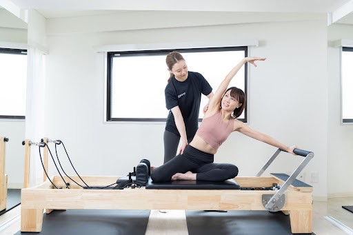 ELEMENT柏店(エレメント)パーソナルマシンピラティス&ジム