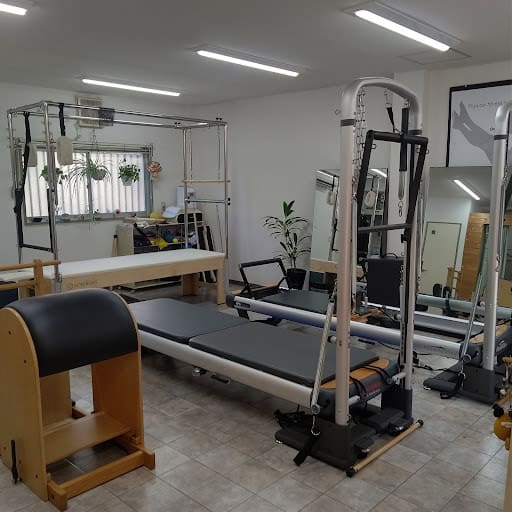 ピラティススタジオ トリニティー